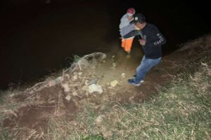 Una niña de dos años se ahoga tras perseguir a su perrito hasta un río