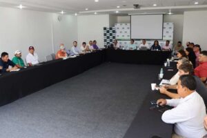 Agropecuarios se reúnen de emergencia con afectados por la toma ilegal de tierras productivas