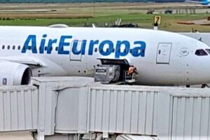 Air Europa desvía a Brasil vuelo que cubría la ruta Madrid-Montevideo, debido a un episodio de fuertes turbulencias