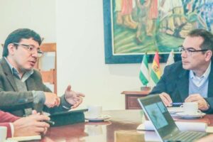Gobierno y Gobernación cruceña se reúnen para viabilizar proyectos de energía y luz eléctrica