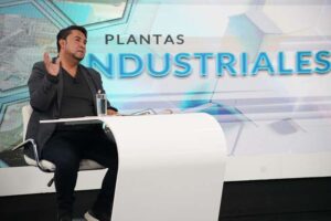 Gobierno dice que en este año se entregarán 25 plantas industriales