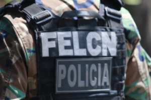 Cae con droga subalcalde con un credencial del MAS