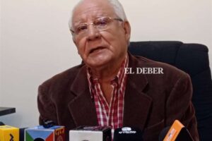 YPFB y ESM firman contrato de provisión de gas para complejo siderúrgico