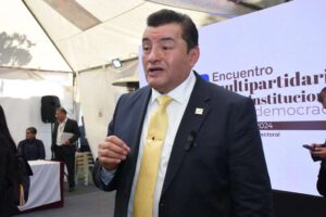 Jhonny se queja del transfugio político y da fechas para las elecciones nacionales