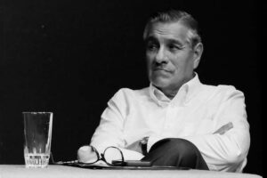 Juan Murillo presenta su exposición «60 años de luz y sombra»