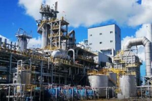La falta de gas y mantenimiento paralizan dos importantes plantas de YPFB