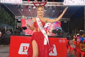 Sendy I, fue coronada como la reina del Carnaval de la Villa 1ro de Mayo