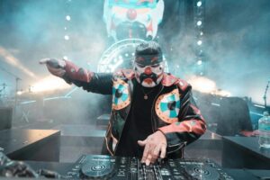 Dj Reek cumple su sueño de niño al presentarse en el Ultra Perú