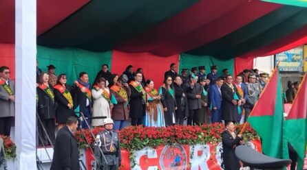 Ausencia de primeros mandatarios fue notoria en actos cívicos de El Alto