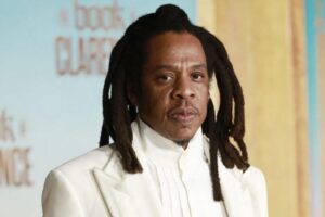 Mujer que señaló a Jay-Z de violación admite que la acusación era falsa