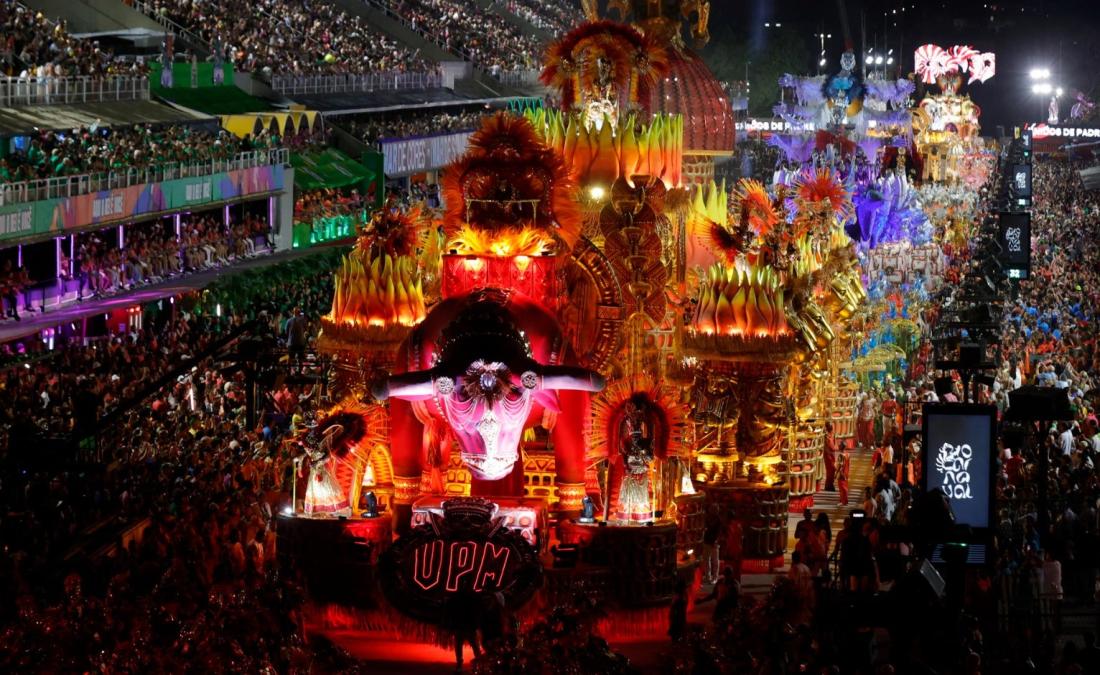Los desfiles en el Sambódromo inician con la historia del primer templo africano