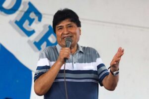 Evo pide unidad “sin resentimientos” para “salvar” la economía boliviana