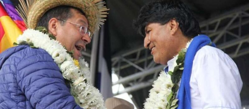 Uso de bienes del Estado en campañas proselitistas es una herencia del evismo, según analistas