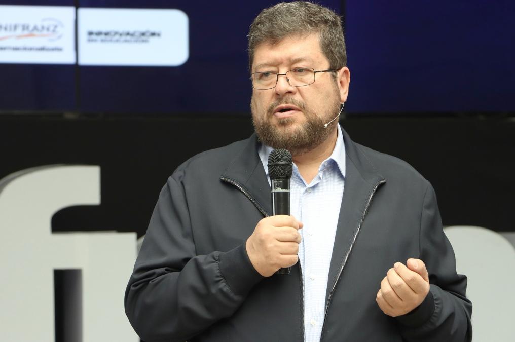 Doria Medina: empezó el operativo de la encuesta del Bloque de Unidad; los resultados no se harán públicos