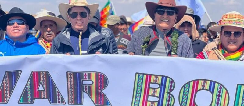 Evo pide a Andrónico volver “al seno de la familia revolucionaria”
