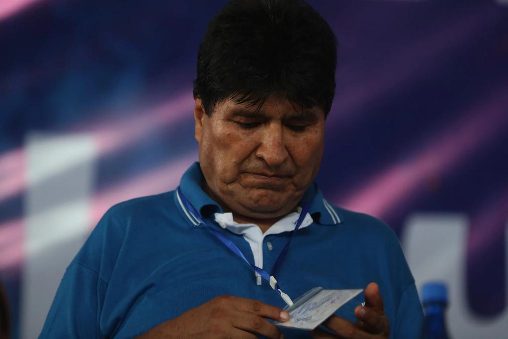 La denuncia por estupro y trata contra Evo está atrapada en pugna judicial