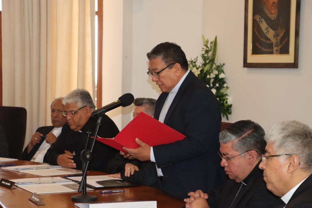 Obispos católicos inauguran su asamblea con críticas a la situación económica en Bolivia