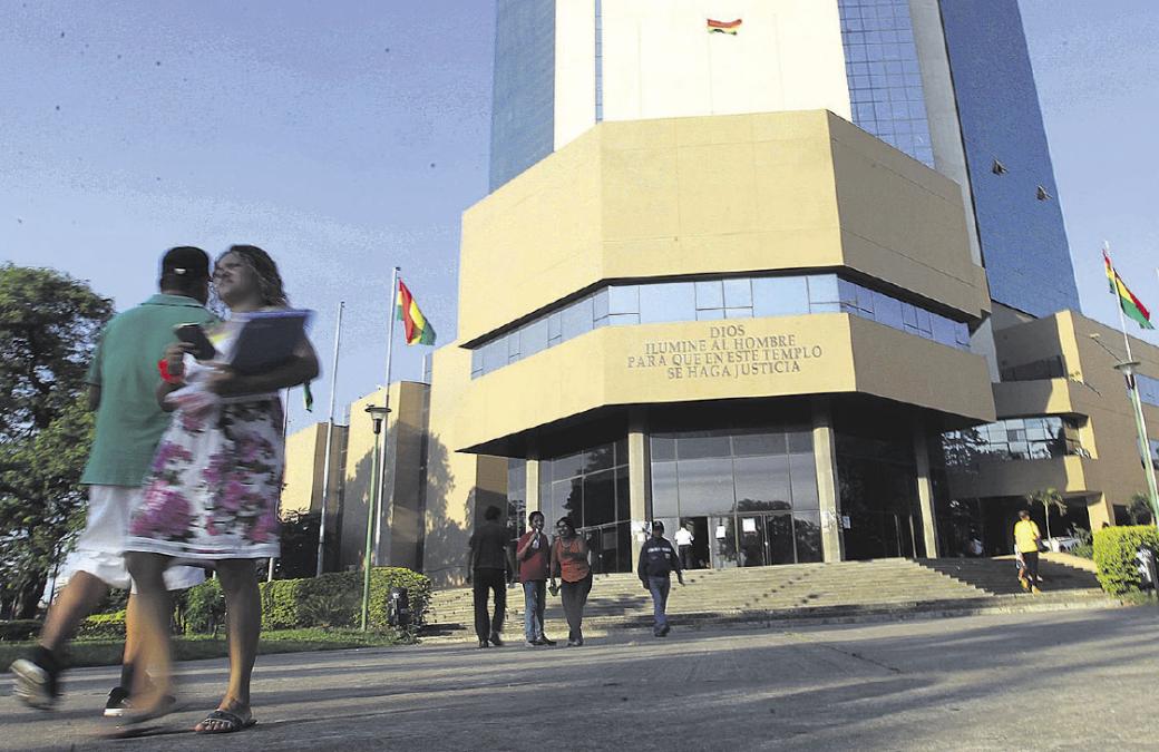 En menos de 72 horas, dos jueces emiten fallos en lugares que no son de su jurisprudencia