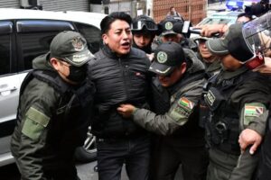 Pumari: “El llamado a la unidad entorno a uno mismo es una bofetada al pueblo”