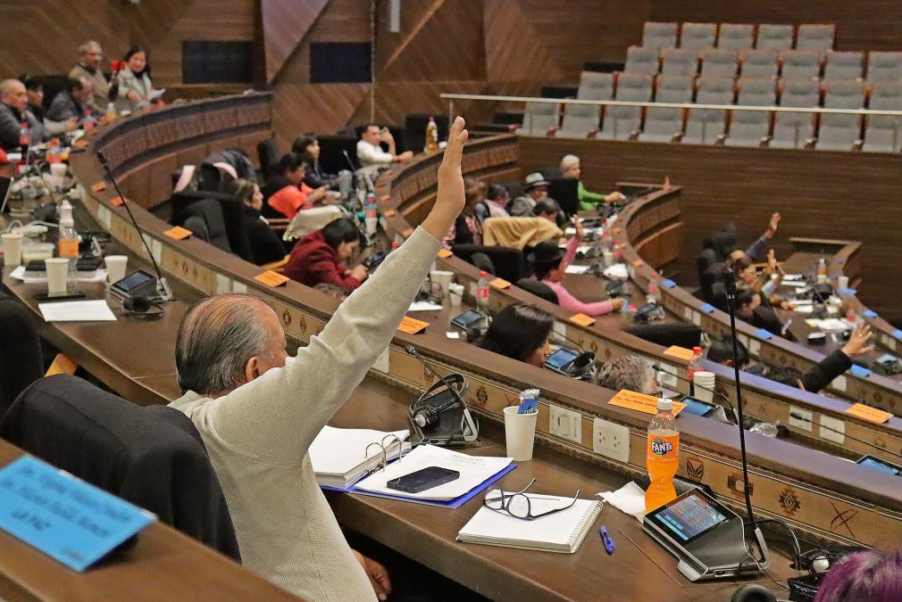 Se aprobaron créditos por $us 410 millones en sesiones camarales