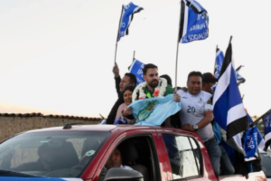 Candidato del MAS propone alivio tributario ante la crisis
