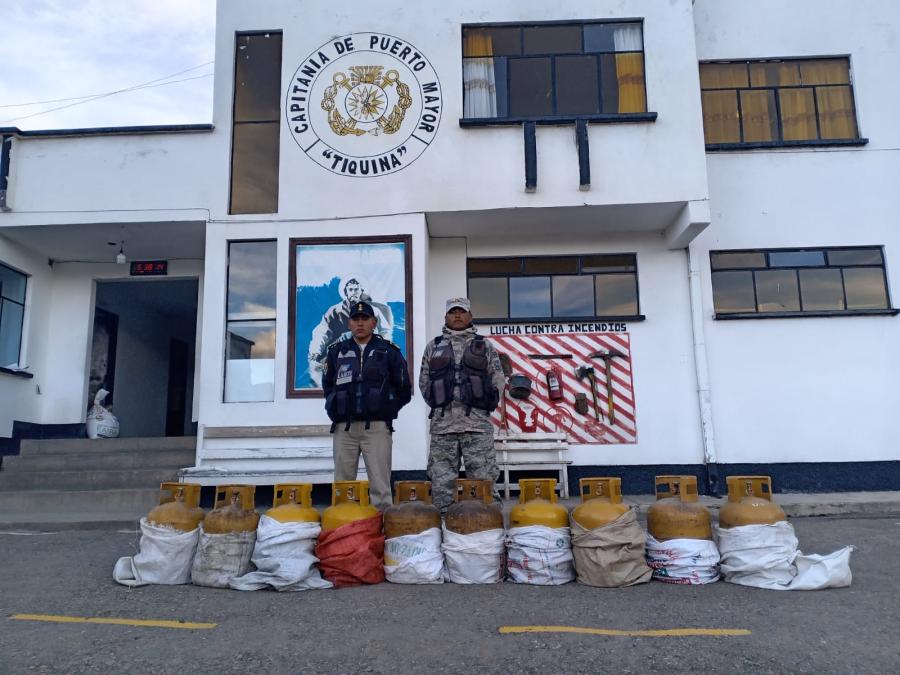 Armada confisca mercadería al contrabando por valor de Bs 34.100