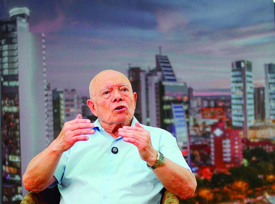 Hassenteufel: “Apoyen al Tribunal Electoral, estamos acosados”