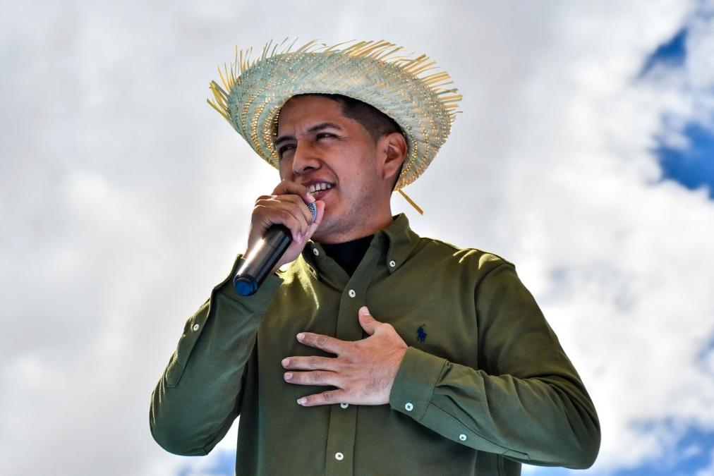 Andrónico resume su propuesta de gobierno en 10 compromisos