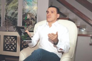 Robin Óscar Justiniano, candidato de AP: “Bolivia necesita convertir sus bosques en soberanía financiera”