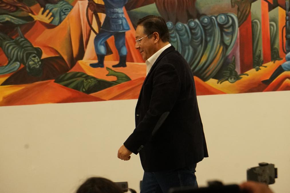 Arce se despide del poder, no del MAS: anuncia retorno a la universidad y promete garantizar elecciones